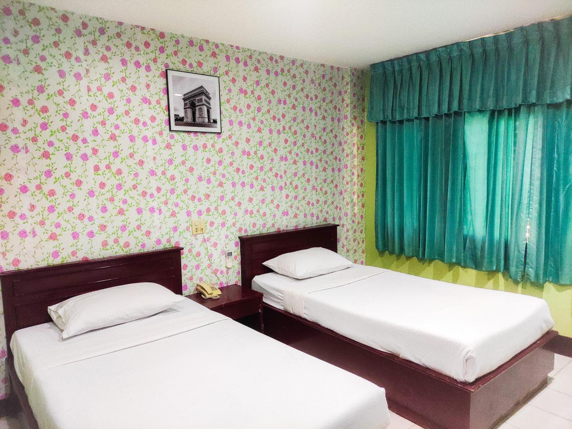 Woodlands Inn Μπανγκόκ Εξωτερικό φωτογραφία